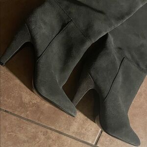 Steve Madden Elegant Gray Suede Women's Boots